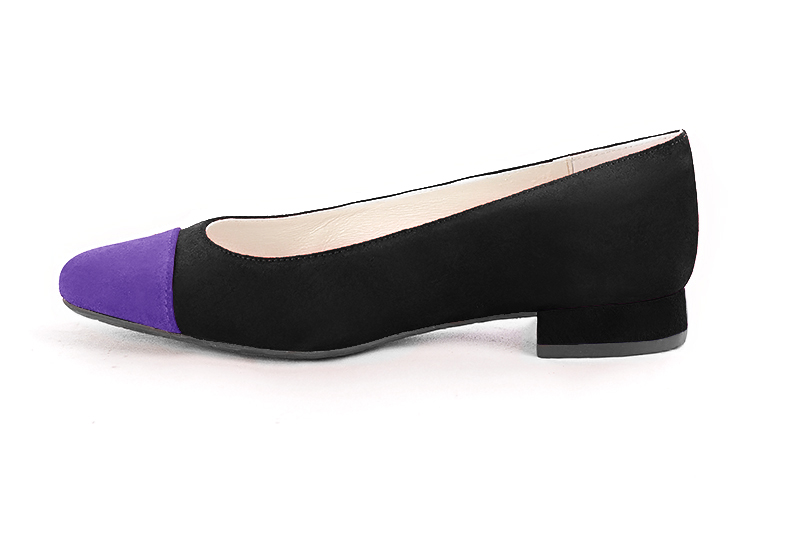 French elegance and refinement for these violet purple and matt black dress dress ballet pumps, with low heels, 
                available in many subtle leather and colour combinations. This charming ballerina is the marriage of elegance and comfort.
Easy to wear, in a little summer dress or with jeans, everything is possible.
These variations are numerous, have fun, everything is possible.  
                Matching clutches for parties, ceremonies and weddings.   
                You can customize these ballet pumps to perfectly match your tastes or needs, and have a unique model.  
                Choice of leathers, colours, knots and heels. 
                Wide range of materials and shades carefully chosen.  
                Rich collection of flat, low, mid and high heels.  
                Small and large shoe sizes - Florence KOOIJMAN